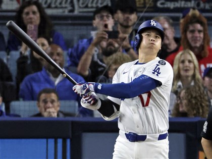 世界大賽G3大谷翔平4支長打　追平119年來紀錄[影]