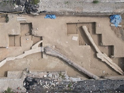 南鐵地下化出土清領糖業遺構 滿地糖碎呼應「全糖市」暱稱