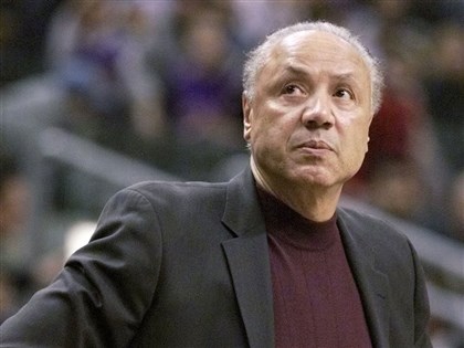 NBA首位千勝教頭威肯斯88歲逝世　球員、教練身分都入選名人堂