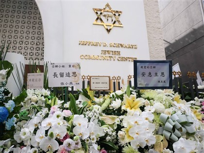 坣娜追思會多名好友追悼 寇世勳嘆:太年輕了