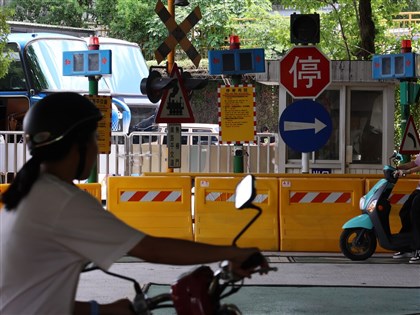 機車考照筆試1/30改全選擇題　危險感知能力情境題比例增