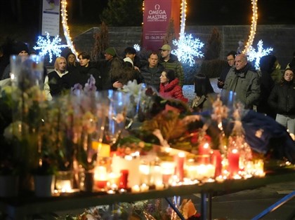 瑞士酒吧跨年派對火災約40死115傷　目擊者：逃生釀推擠