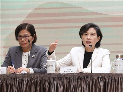 鄭麗君：信保機制首期估計12億美元　錢不一定會用掉