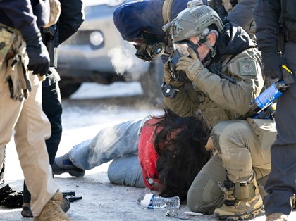 紐時直擊美國移民執法嘆深層撕裂　像敵國部隊在行動