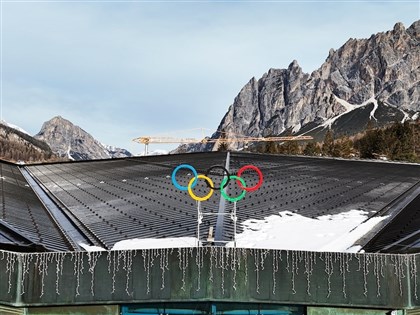 米蘭－柯蒂納冬奧將揭幕　場館挑戰、滑雪傳奇傷勢受矚