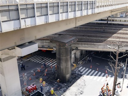 日本大阪梅田地下管線浮起一度逼近高架橋　注水增重壓回[影]