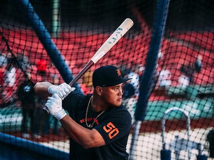 李灝宇MLB初登場主播喊「來自台灣」　3打數未敲安、老虎延長不敵紅襪