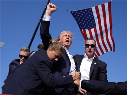 子彈擦耳、蓖麻毒信、買凶行刺　川普從選總統起頻遇險