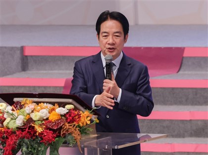 總統：三班護病比116年分階實施　成立醫療人力小組