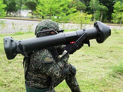 紅隼二型火箭彈再進化　克服爆溫爆壓研製室內發射版
