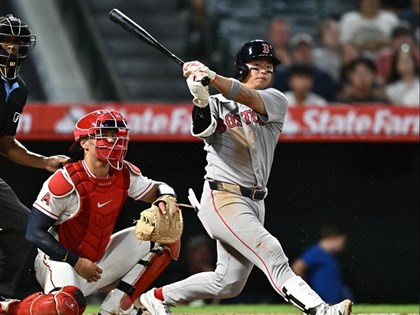 MLB鄭宗哲生涯首度單場雙安　紅襪擊敗天使3連勝[影]