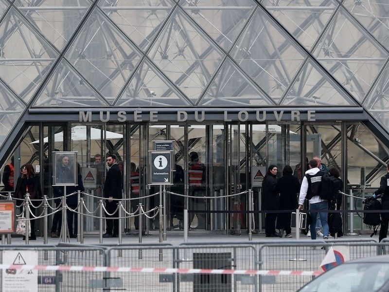 羅浮宮驚天竊案受矚　央行臉書揭法國地下金庫高規格護珍寶