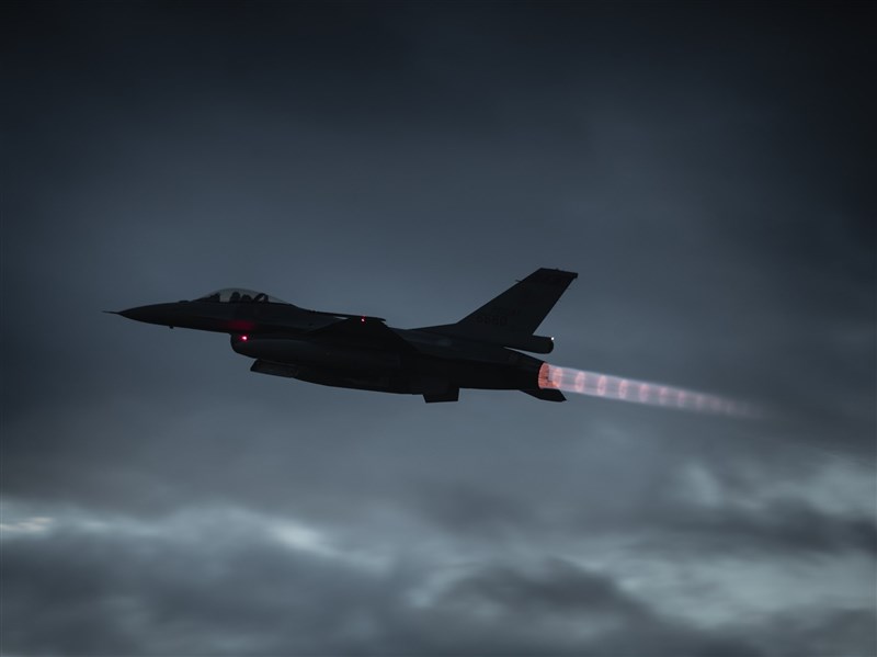 空間迷向是什麼? F-16V飛官辛柏毅失事可能原因與預防之道