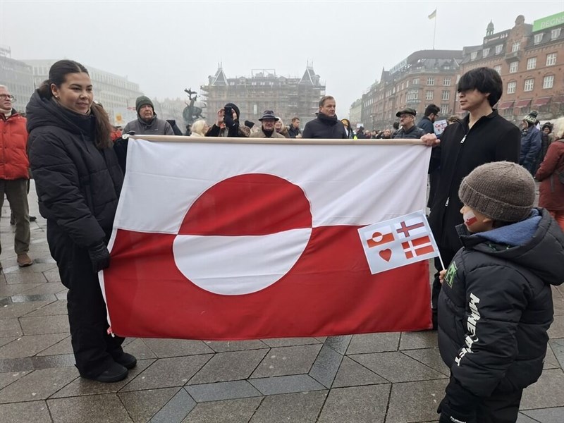「格陵蘭不出售」　丹麥與格陵蘭同步遊行團結發聲