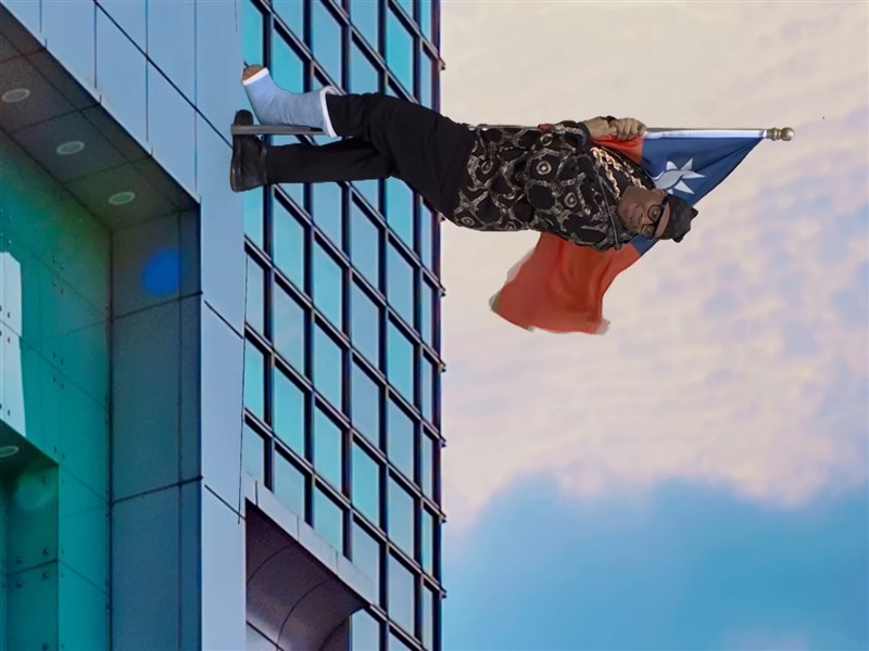 攀岩傳奇挑戰台北101受矚　中華民國國旗登美喜劇節目