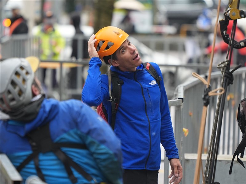 霍諾德攀台北101改期至25日　挑戰動機和家庭觀一次看