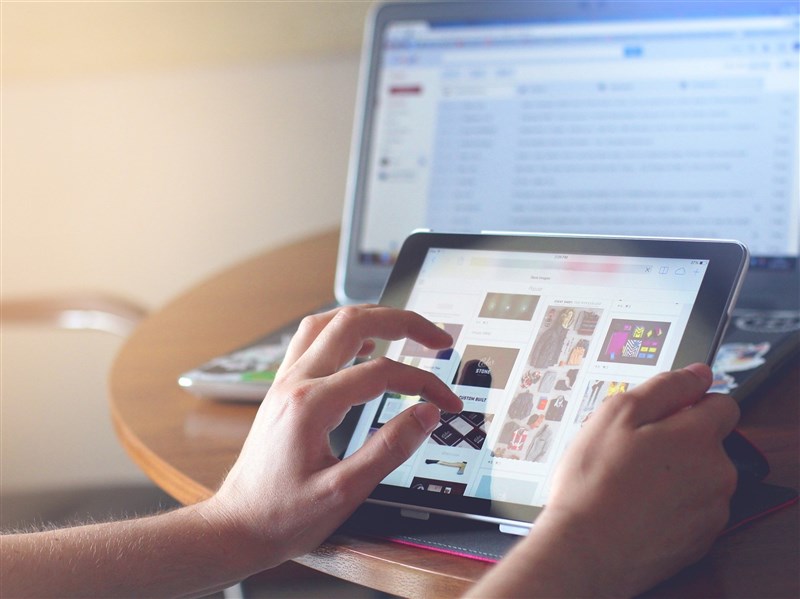 國衛院研究揭網路成癮腦波特徵　如煞車油門同踩