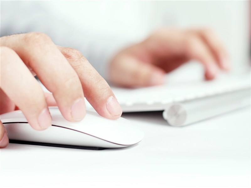 買滑鼠卻擅自刷卡買電競　專家：強行「養龍蝦」恐釀災難