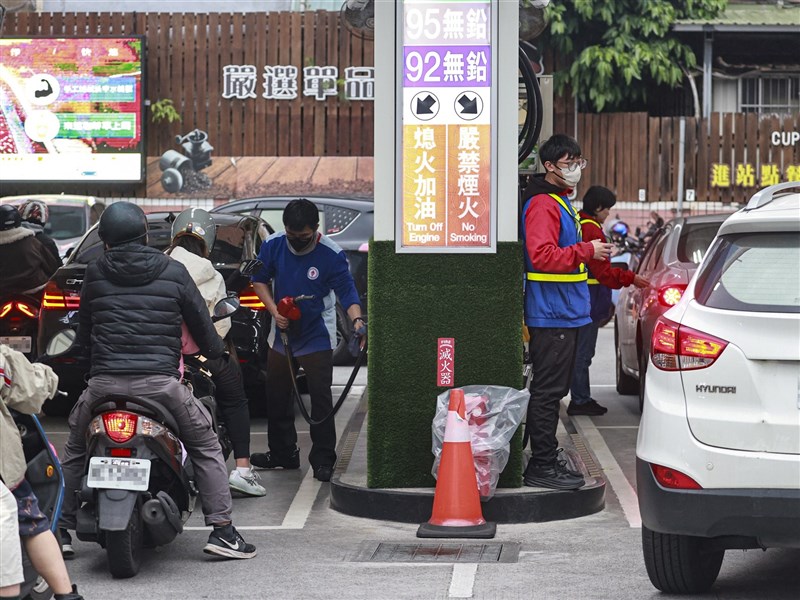 中東戰火影響一次看　食衣住行及科技業均受波及