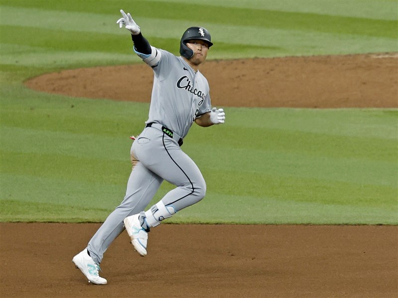 白襪強棒村上宗隆連5場全壘打　追平MLB新秀紀錄[影]