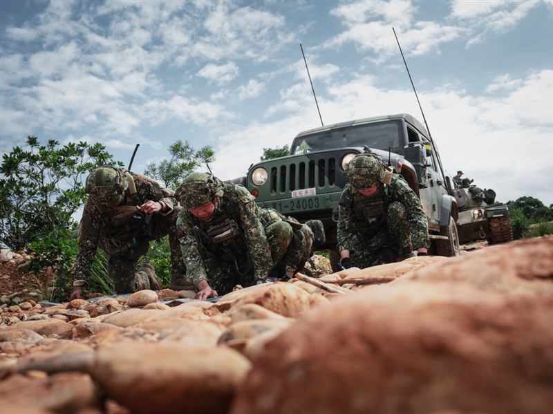 士兵見「假記者」有人查證有人吐心酸　陸軍模擬情境盼內化防務意識